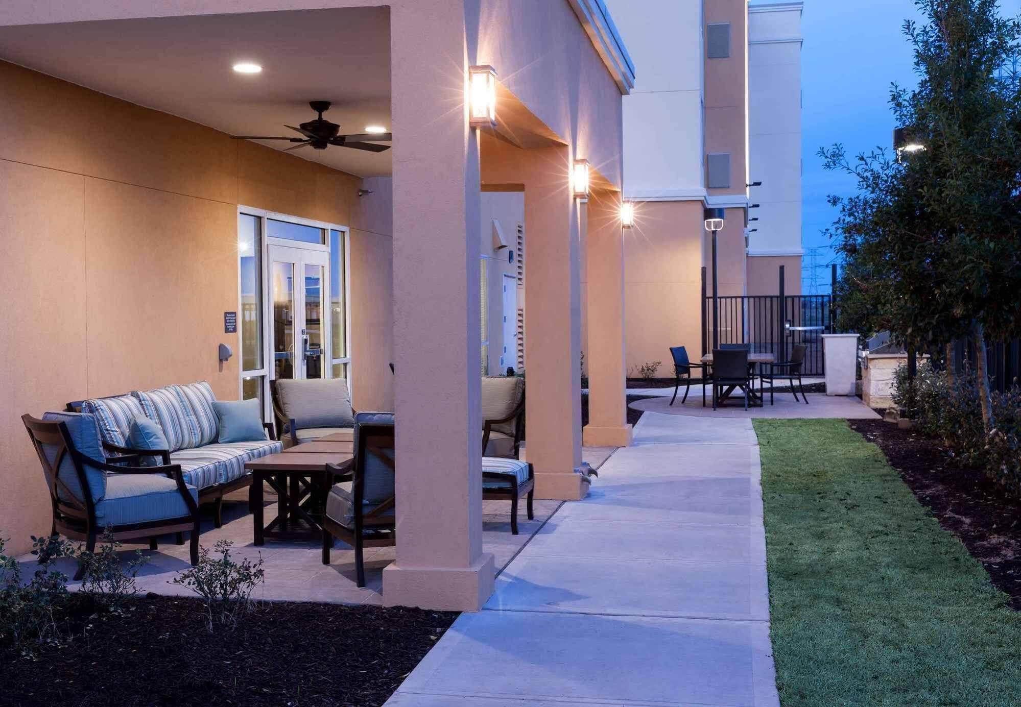 Residence Inn By Marriott Dallas Plano/Richardson Bagian luar foto